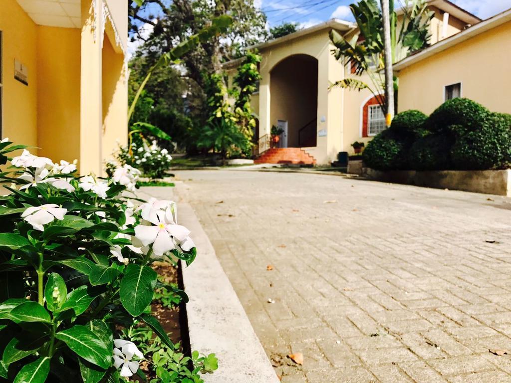 Comayagua Golf Club Hotel Exterior photo